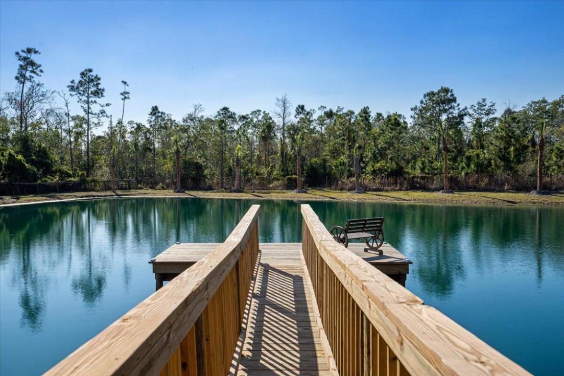 COUNTRY HILLS ESTATES - Residential