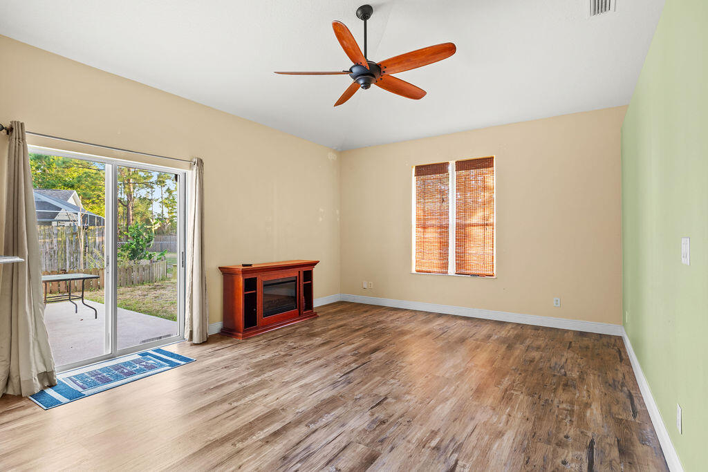 PORT ST LUCIE SECTION  31 - Residential Lease