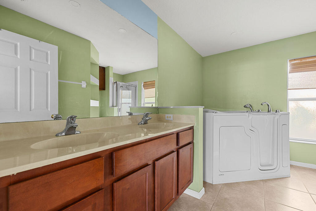 PORT ST LUCIE SECTION  31 - Residential Lease
