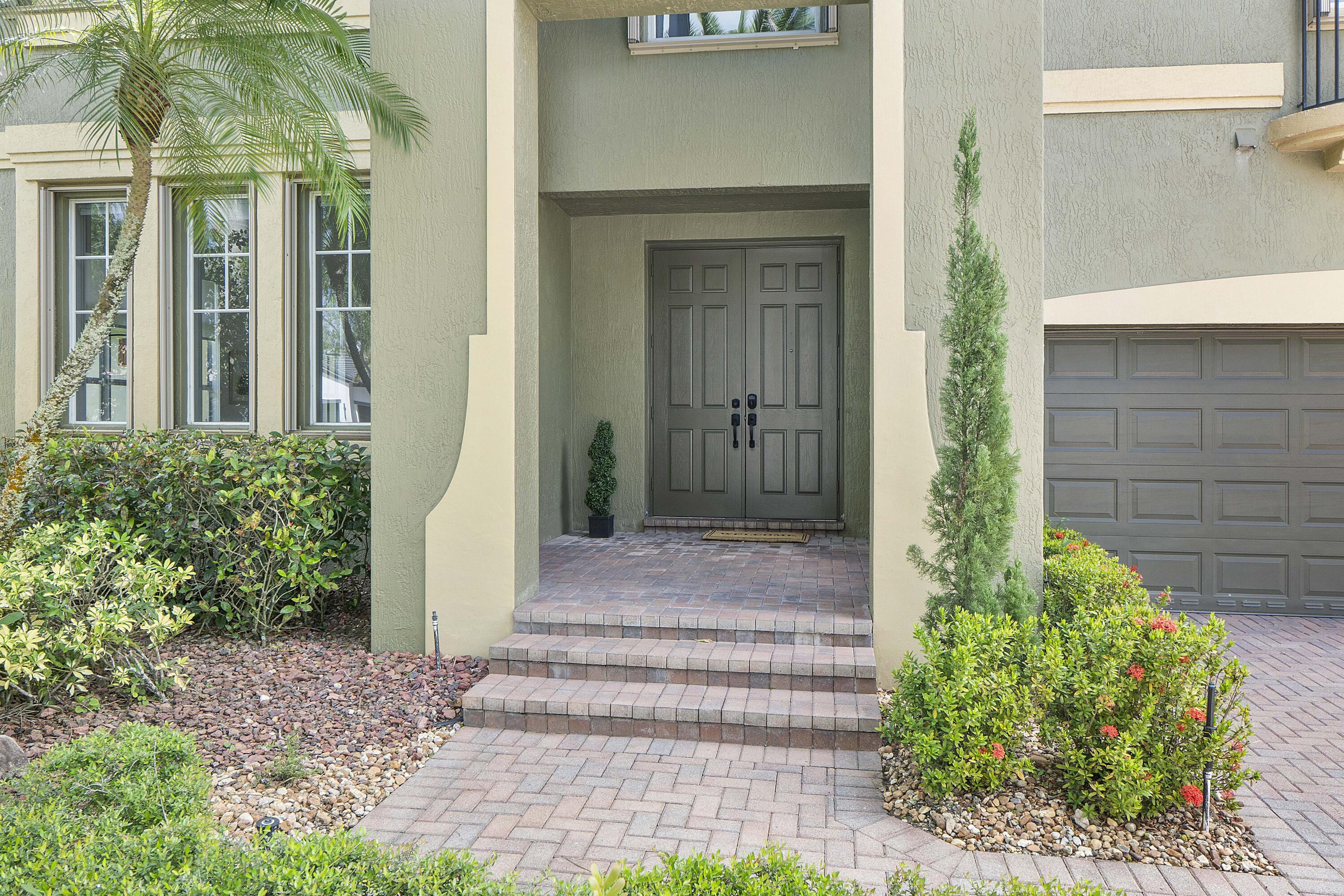 HERON BAY EAST - Residential