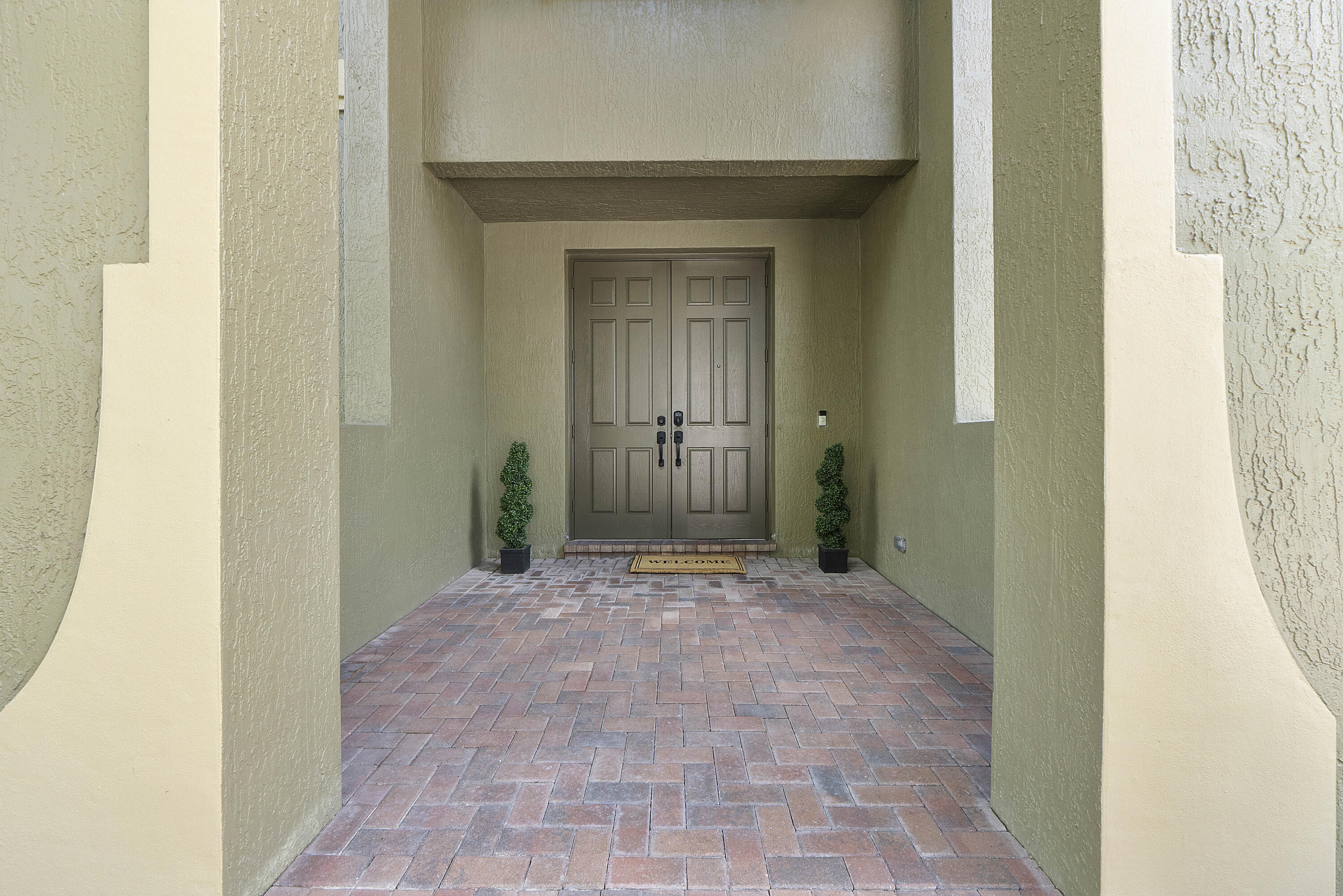 HERON BAY EAST - Residential