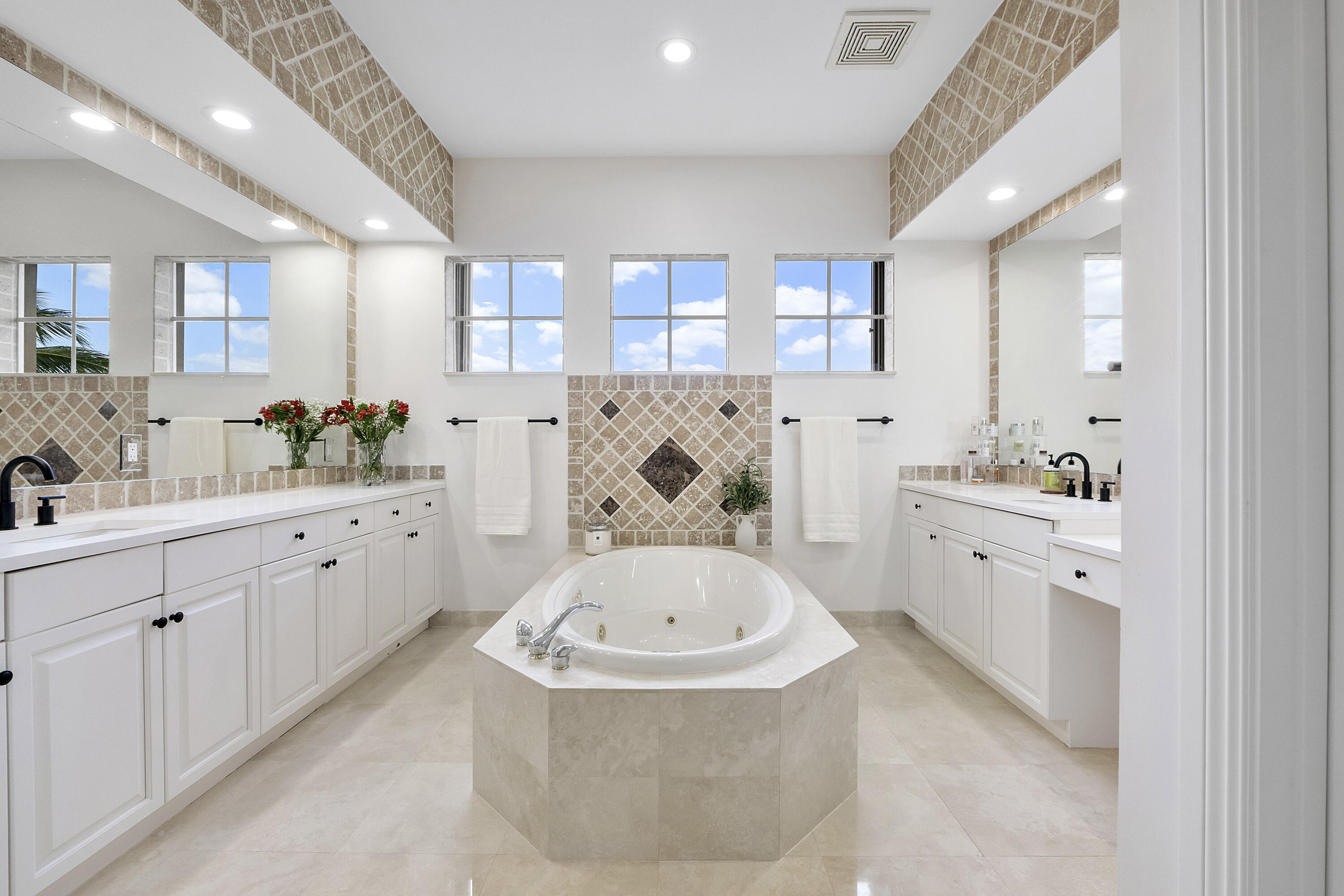 HERON BAY EAST - Residential