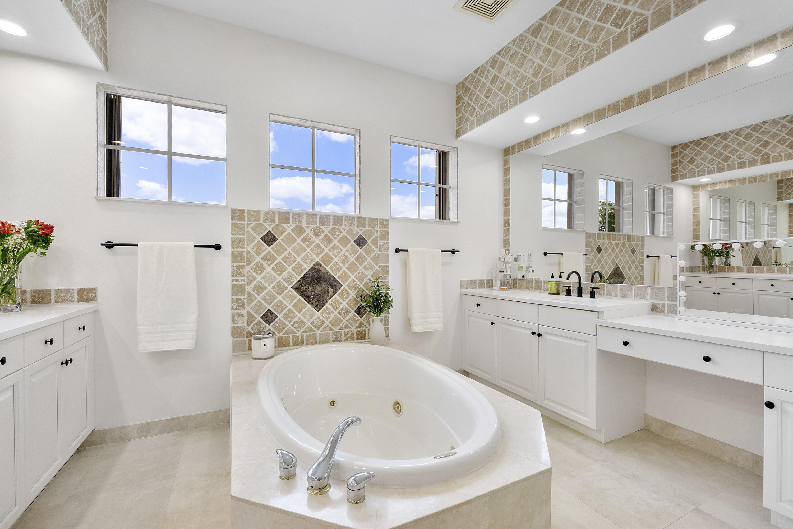 HERON BAY EAST - Residential