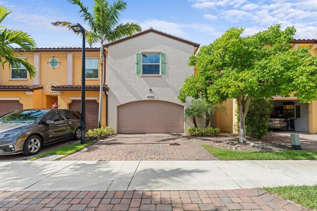 Photo of 4544 Mediterranean Circle, Palm Beach Gardens, FL 33418 (MLS # R10723607)