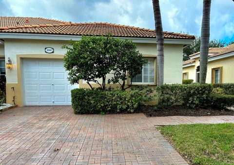 2297 Windjammer Way West Palm Beach FL 33411