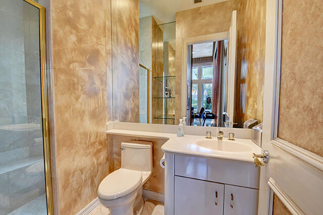 ST ANDREWS COUNTRY CLUB - Residential