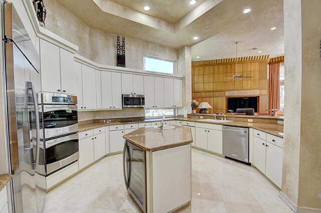 ST ANDREWS COUNTRY CLUB - Residential