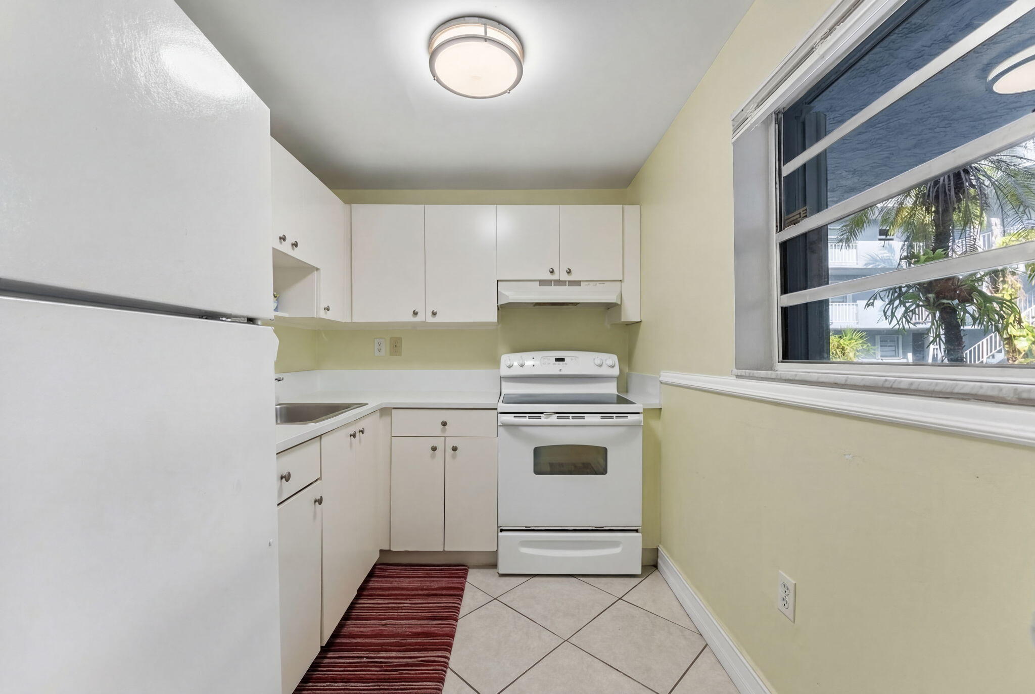 LOS SUENOS CONDO - Residential