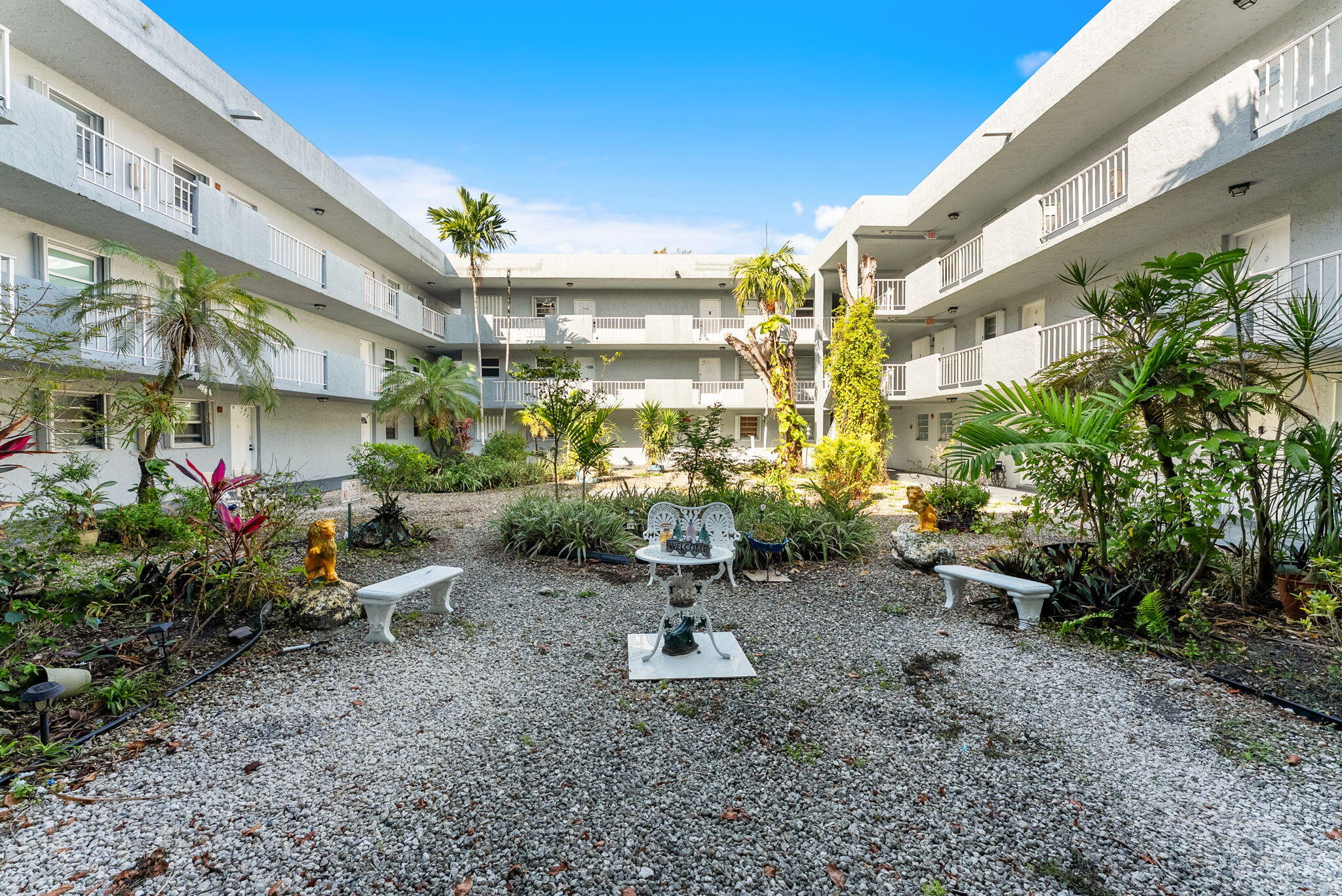 LOS SUENOS CONDO - Residential