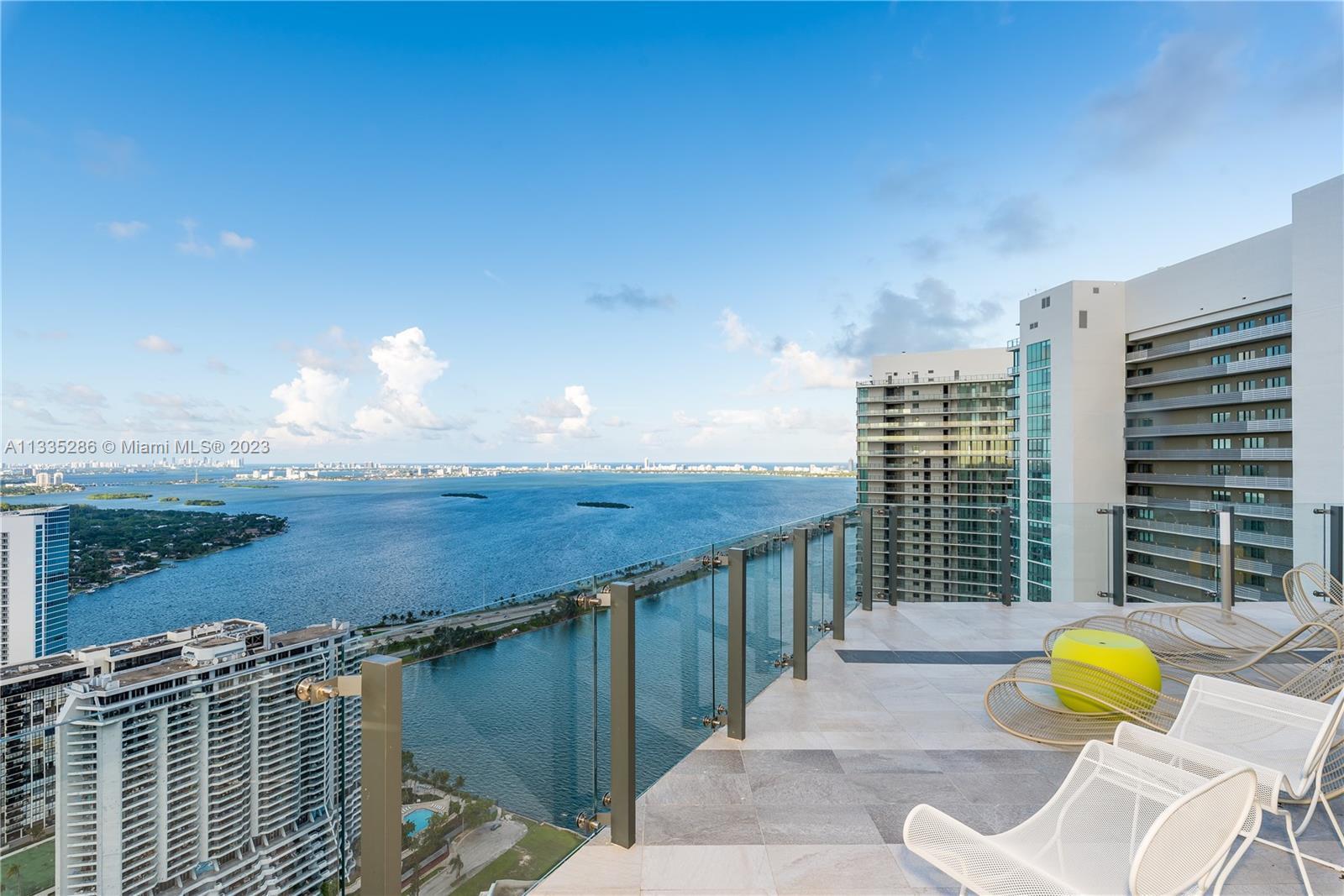PARAISO BAYVIEWS CONDO - Residential Lease