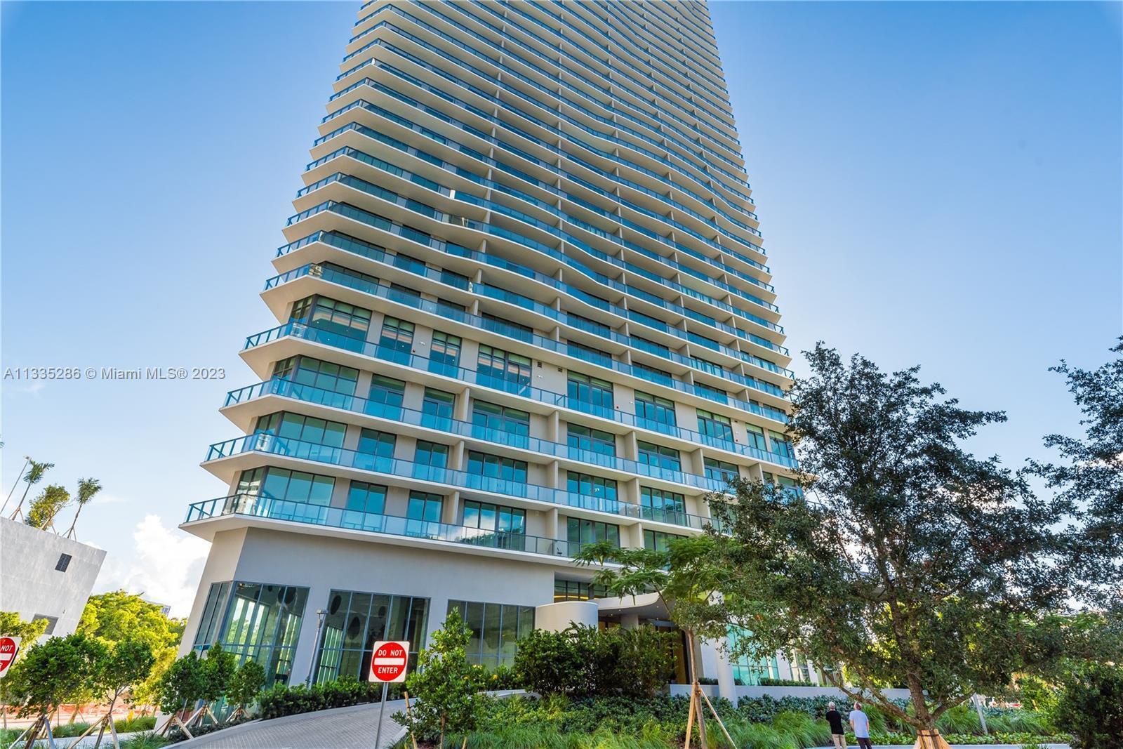 PARAISO BAYVIEWS CONDO - Residential Lease