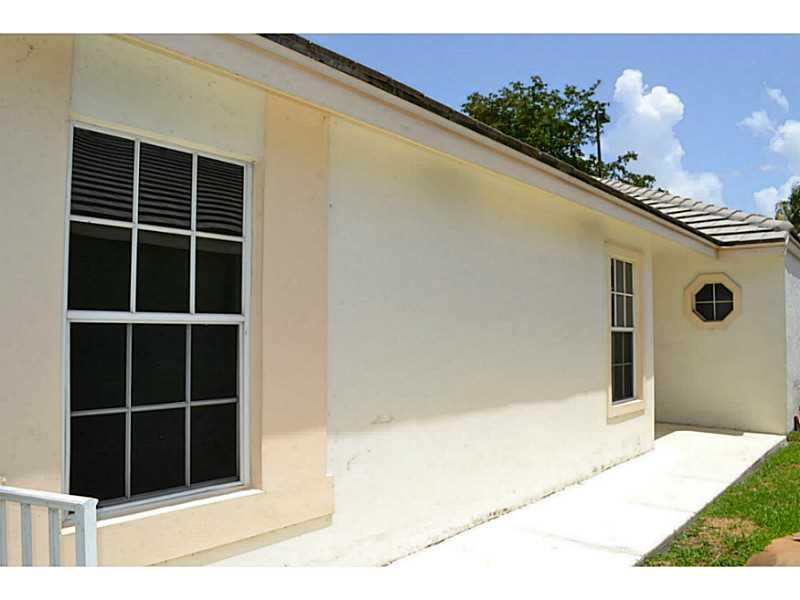 FOREST RIDGE CLUSTER HOME - Residential Lease