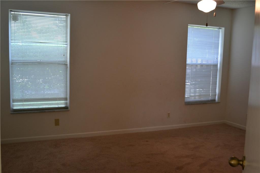 FOREST RIDGE CLUSTER HOME - Residential Lease