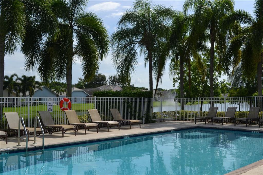 FOREST RIDGE CLUSTER HOME - Residential Lease