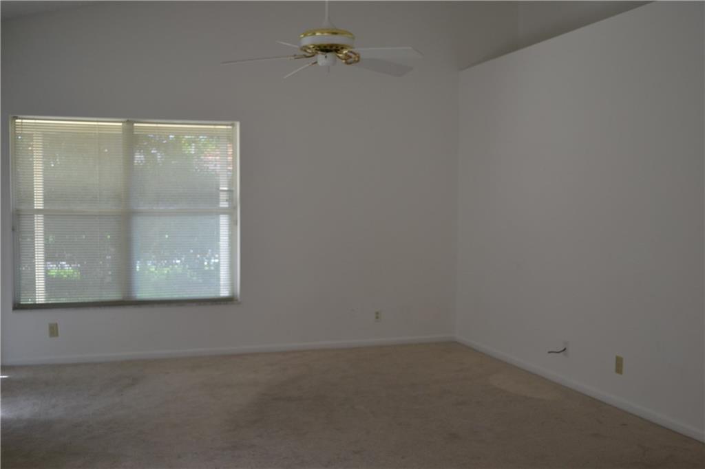 FOREST RIDGE CLUSTER HOME - Residential Lease