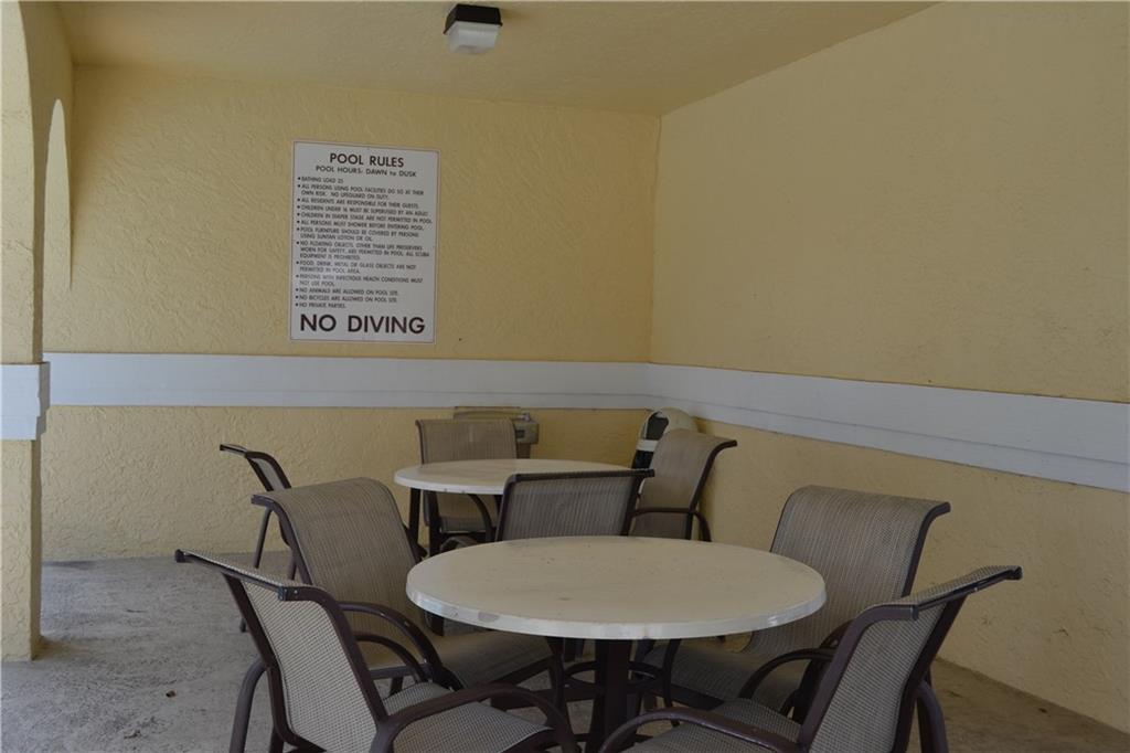 FOREST RIDGE CLUSTER HOME - Residential Lease