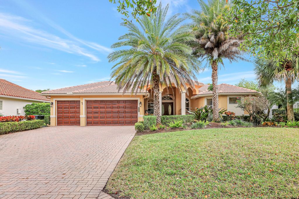 Photo of 4537 SW Long Bay Drive, Palm City, FL 34990 (MLS # R10953484)