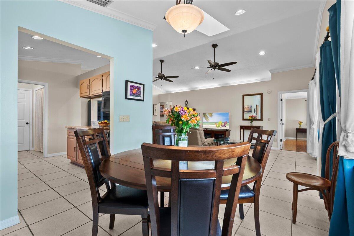 HOBE SOUND ESTATES - Residential