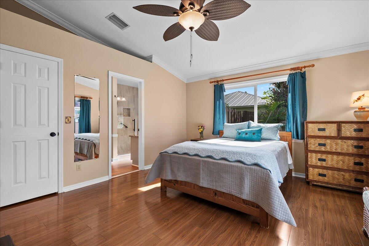 HOBE SOUND ESTATES - Residential