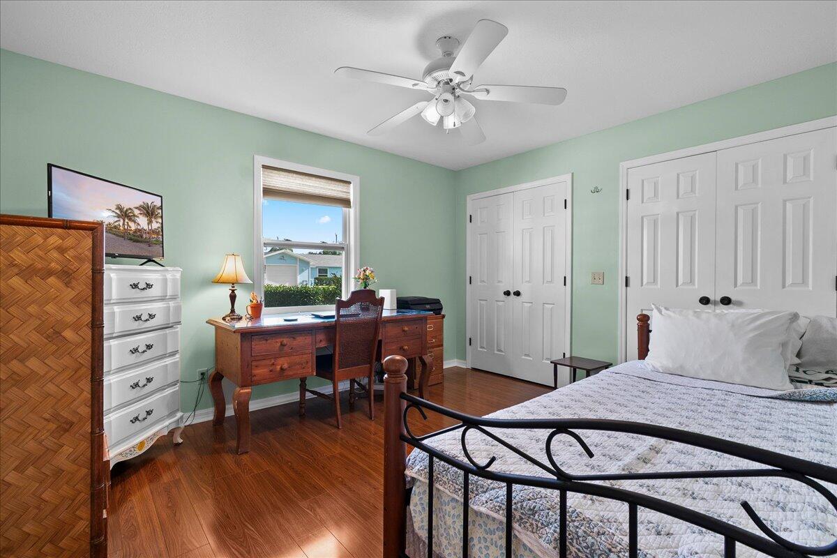 HOBE SOUND ESTATES - Residential