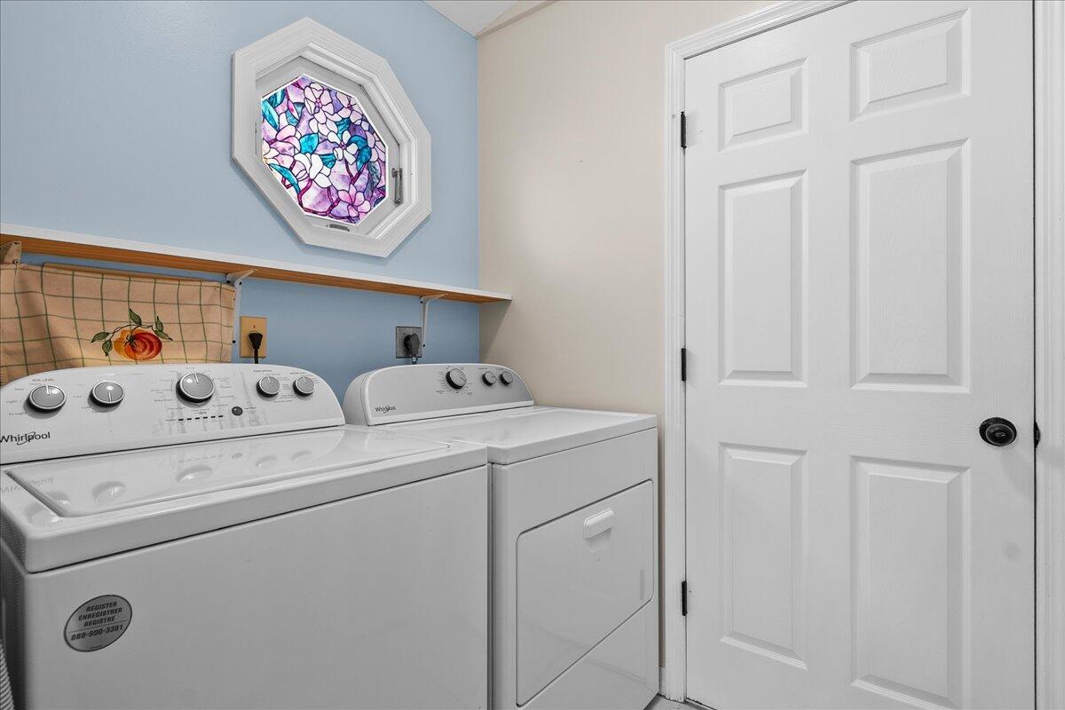 HOBE SOUND ESTATES - Residential