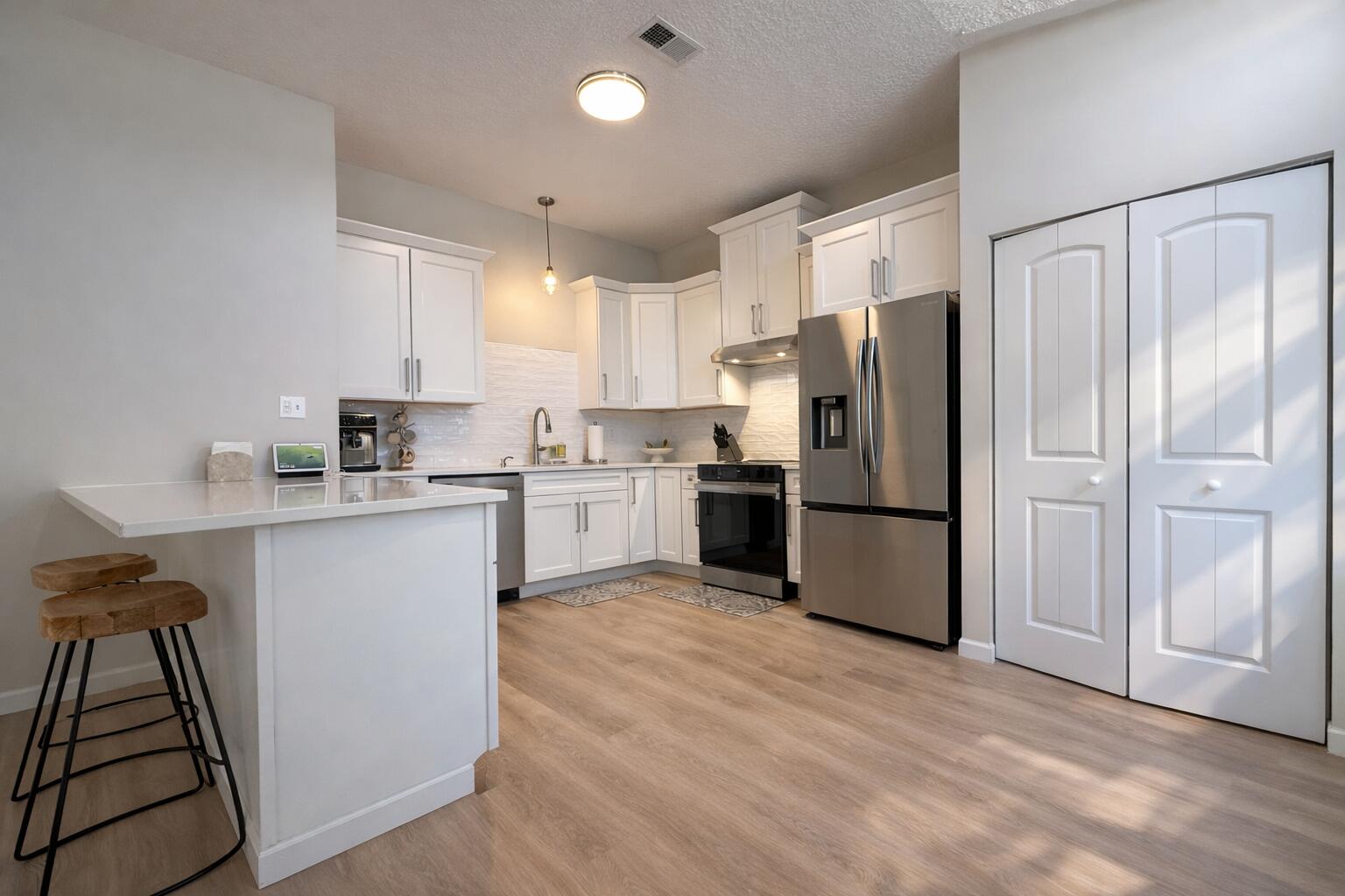 13009 W Meadowbreeze Drive