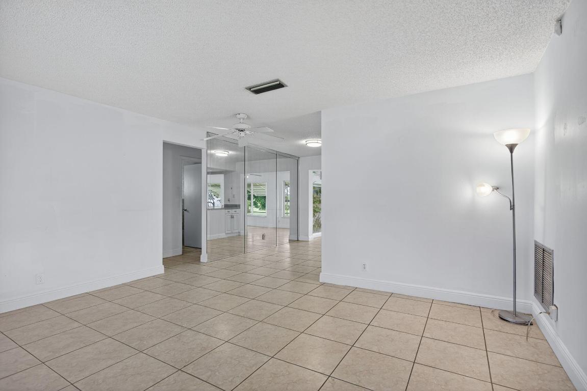 PARADISE GARDENS SEC 4 - Residential