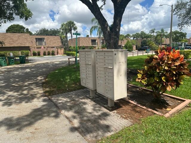 WOODLAND LAKE ESTATES - Residential