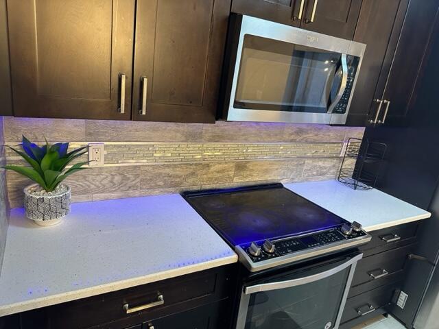 WOODLAND LAKE ESTATES - Residential