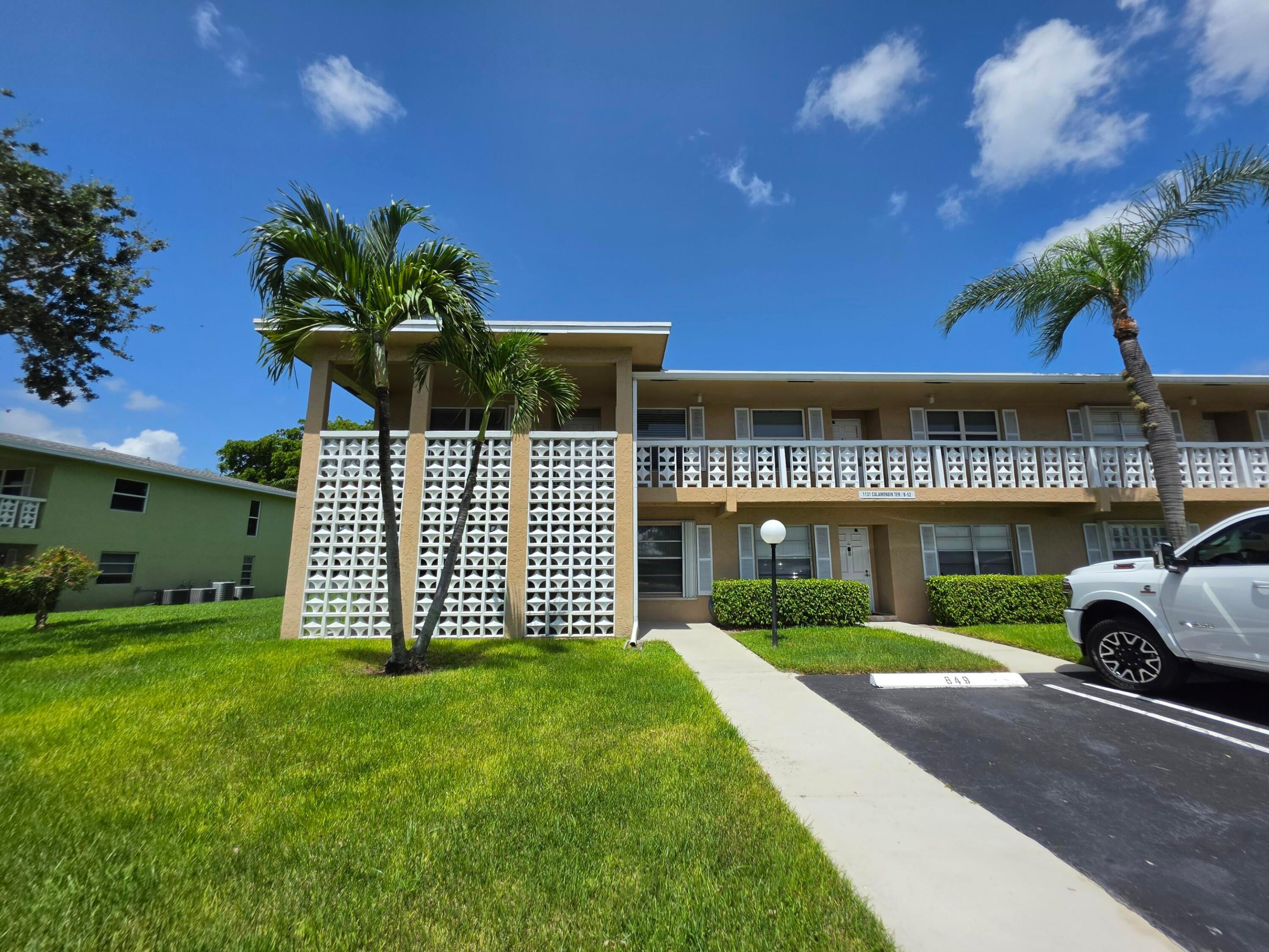 1131 CALAMONDIN Terrace 101