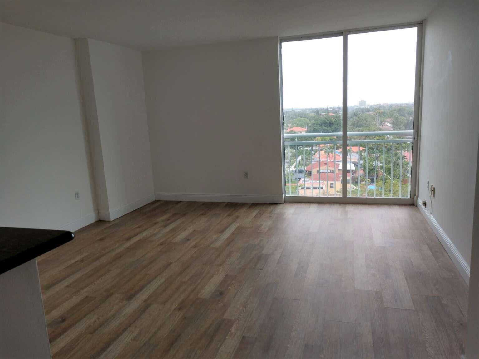 3000 CORAL Way 707