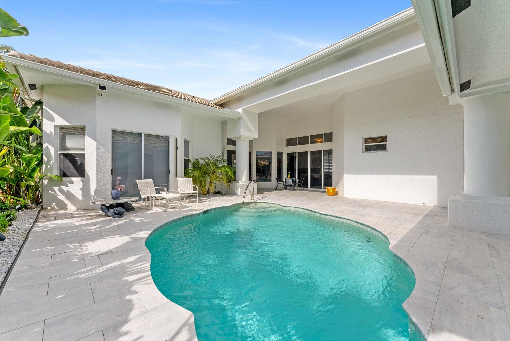 7614 La Corniche Circle