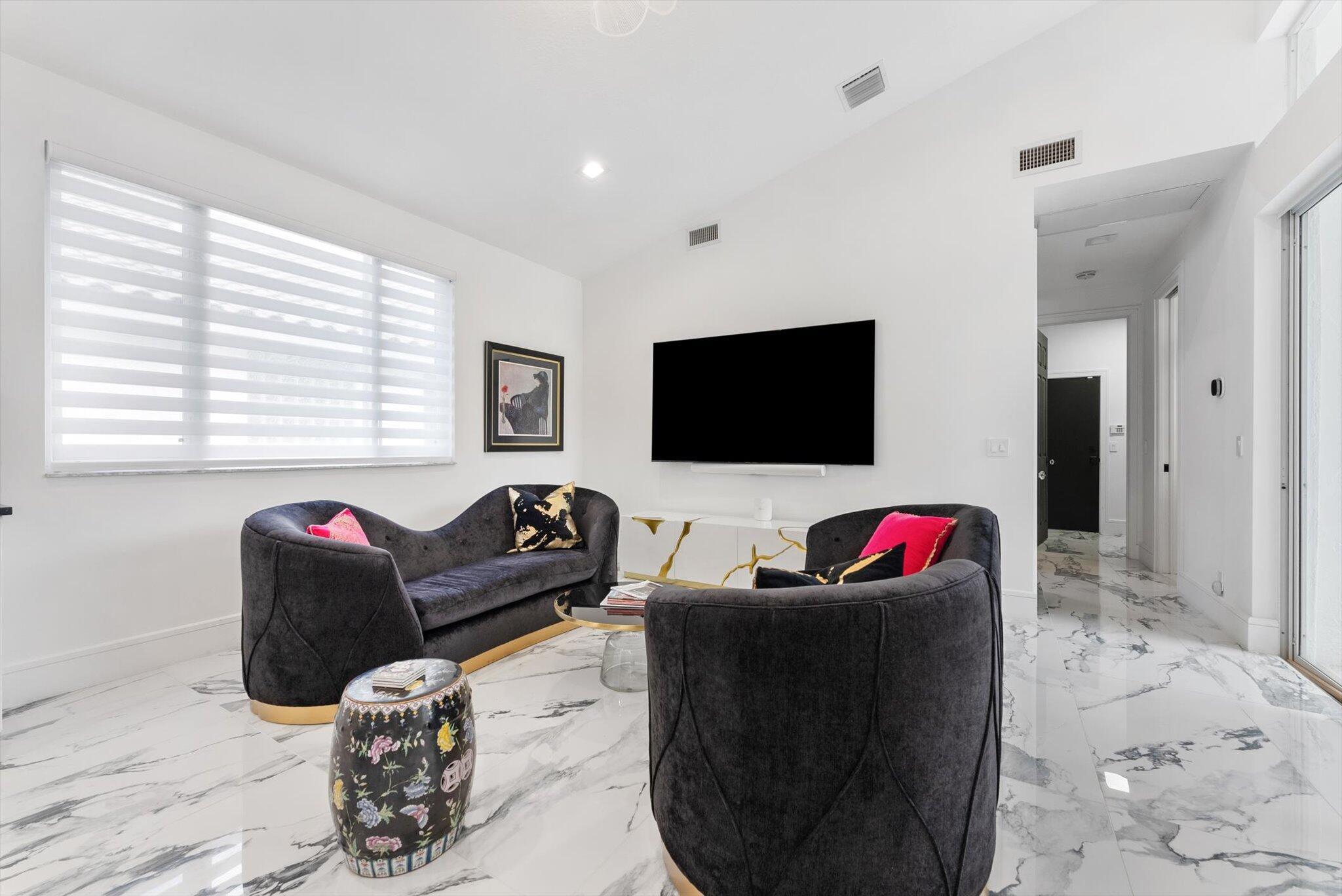 La Corniche - Residential