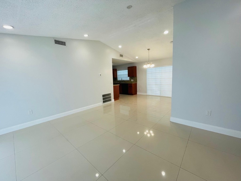 Westview Sec 2 Pt 2 91-7 - Residential Lease