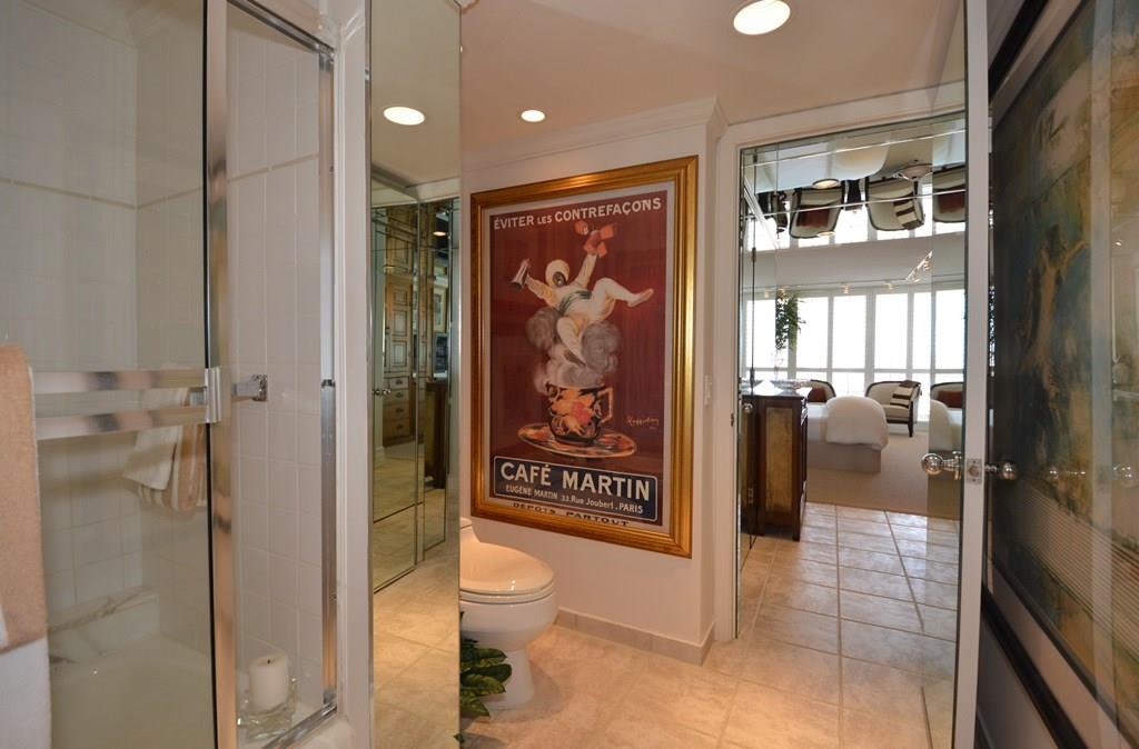 Point of Americas II - Residential