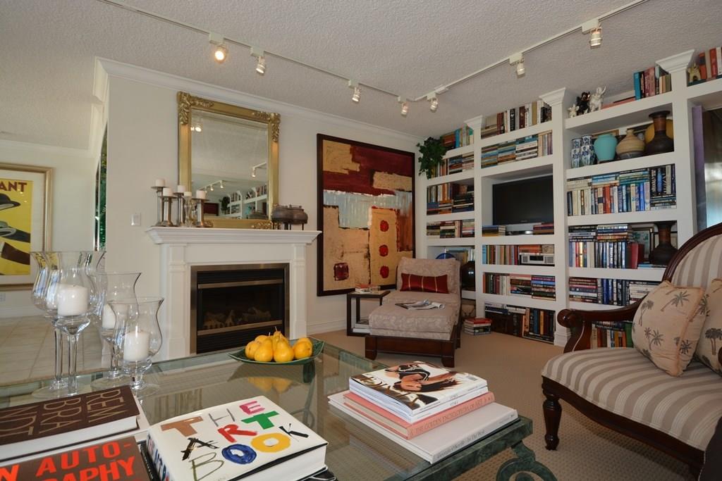 Point of Americas II - Residential