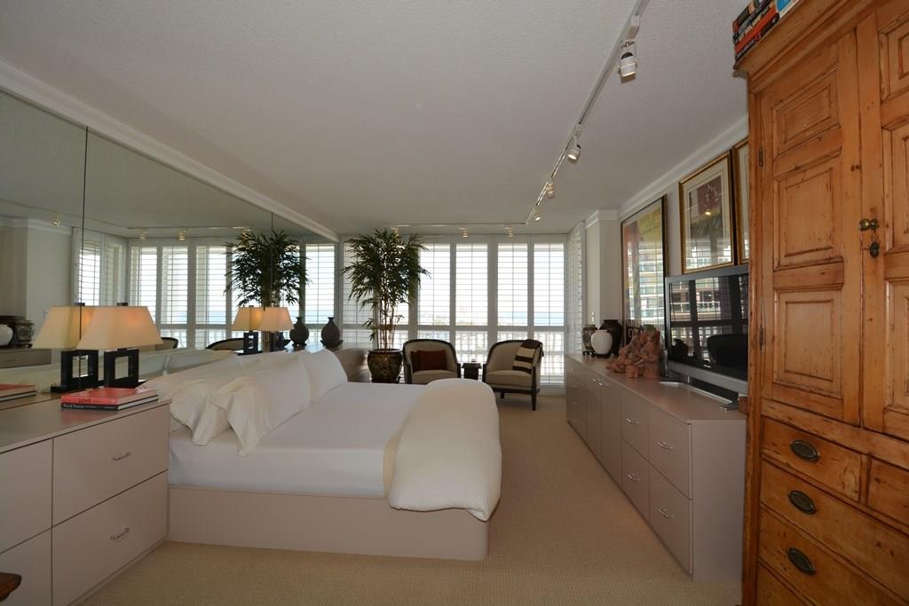 Point of Americas II - Residential