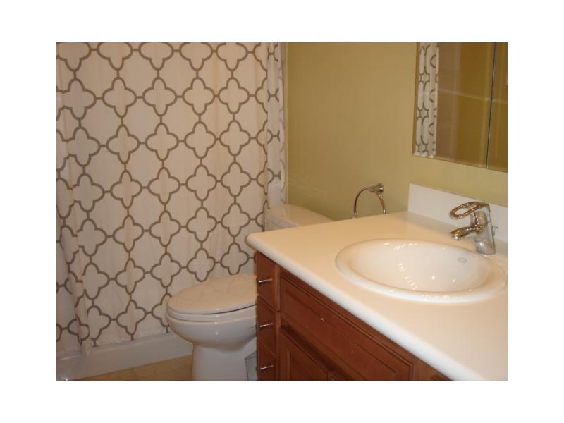 IMPERIAL POINT 3RD SEC - Residential