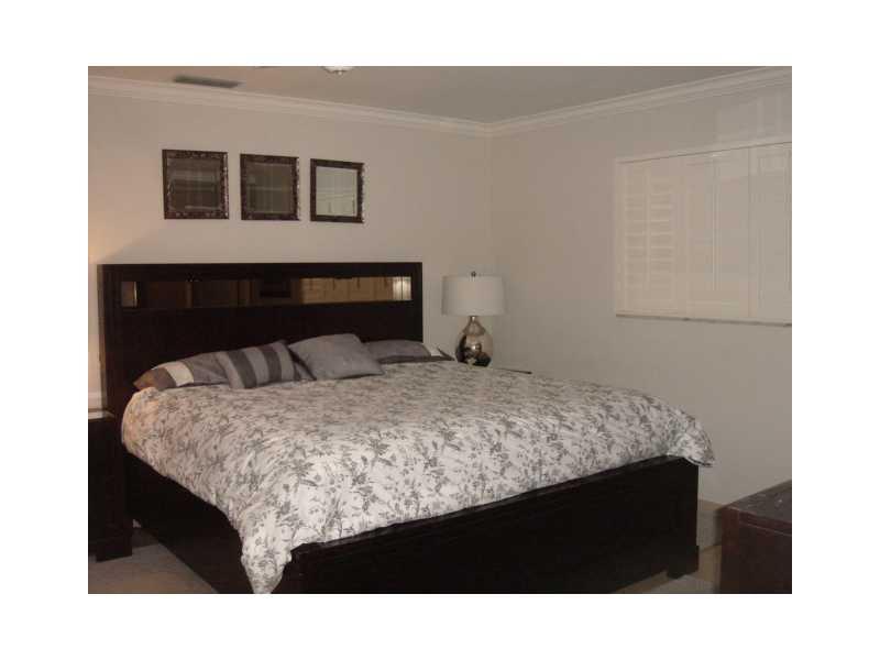 IMPERIAL POINT 3RD SEC - Residential