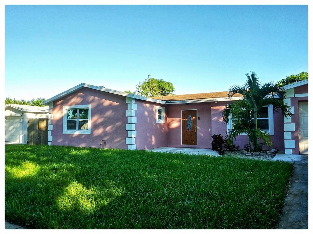 Photo of 212 Superior Place, West Palm Beach, FL 33409 (MLS # R10759019)