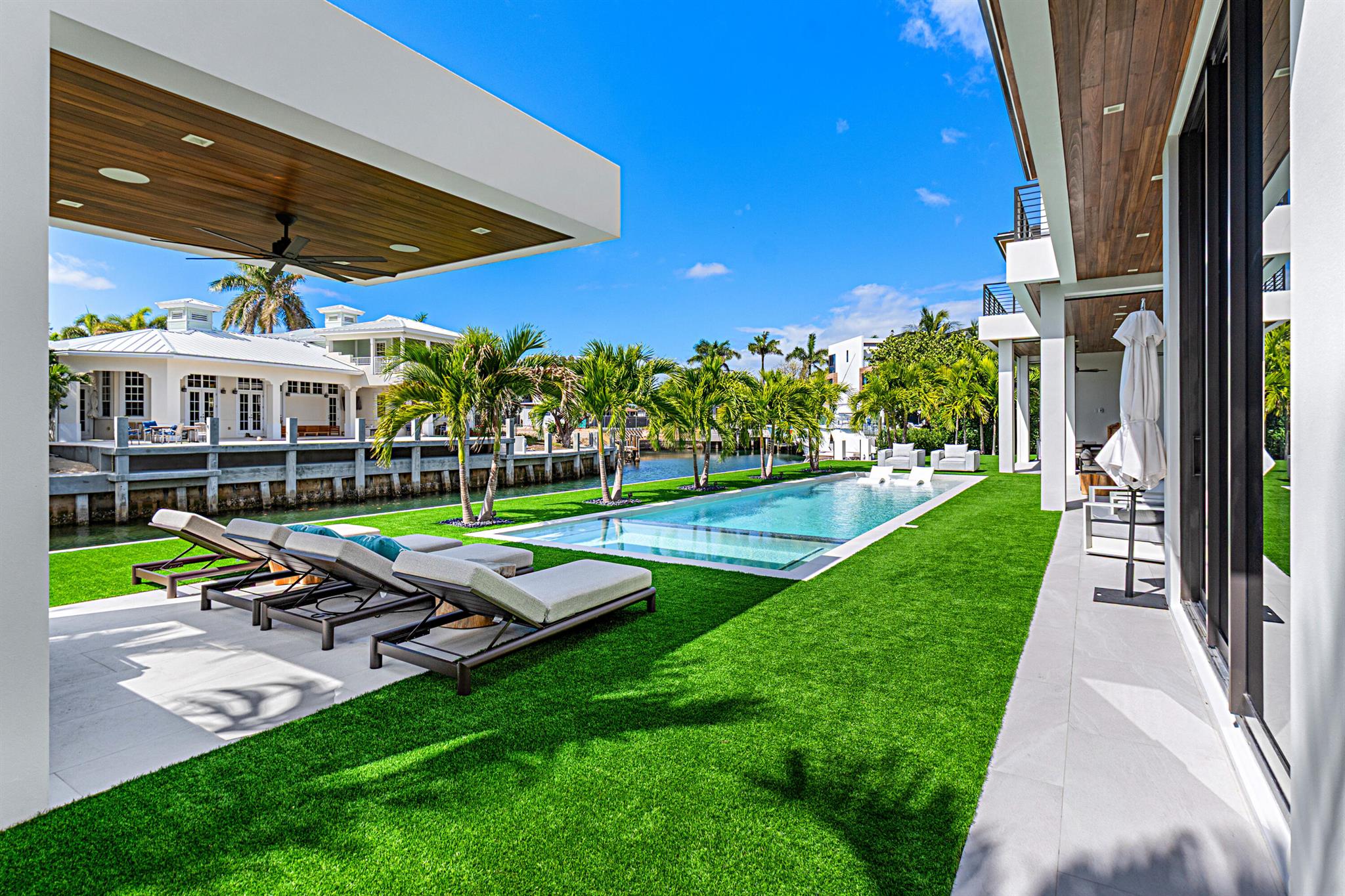 SUN AND SURF - Residential