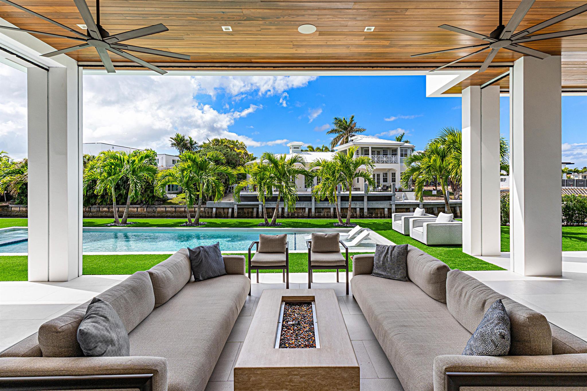 SUN AND SURF - Residential