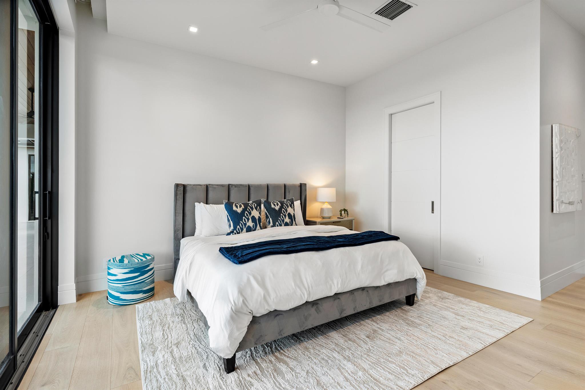 SUN AND SURF - Residential