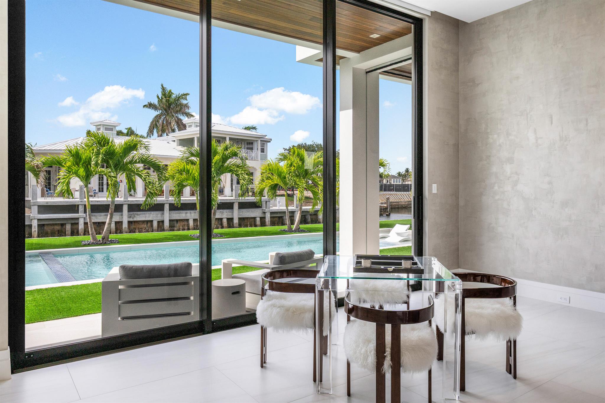 SUN AND SURF - Residential