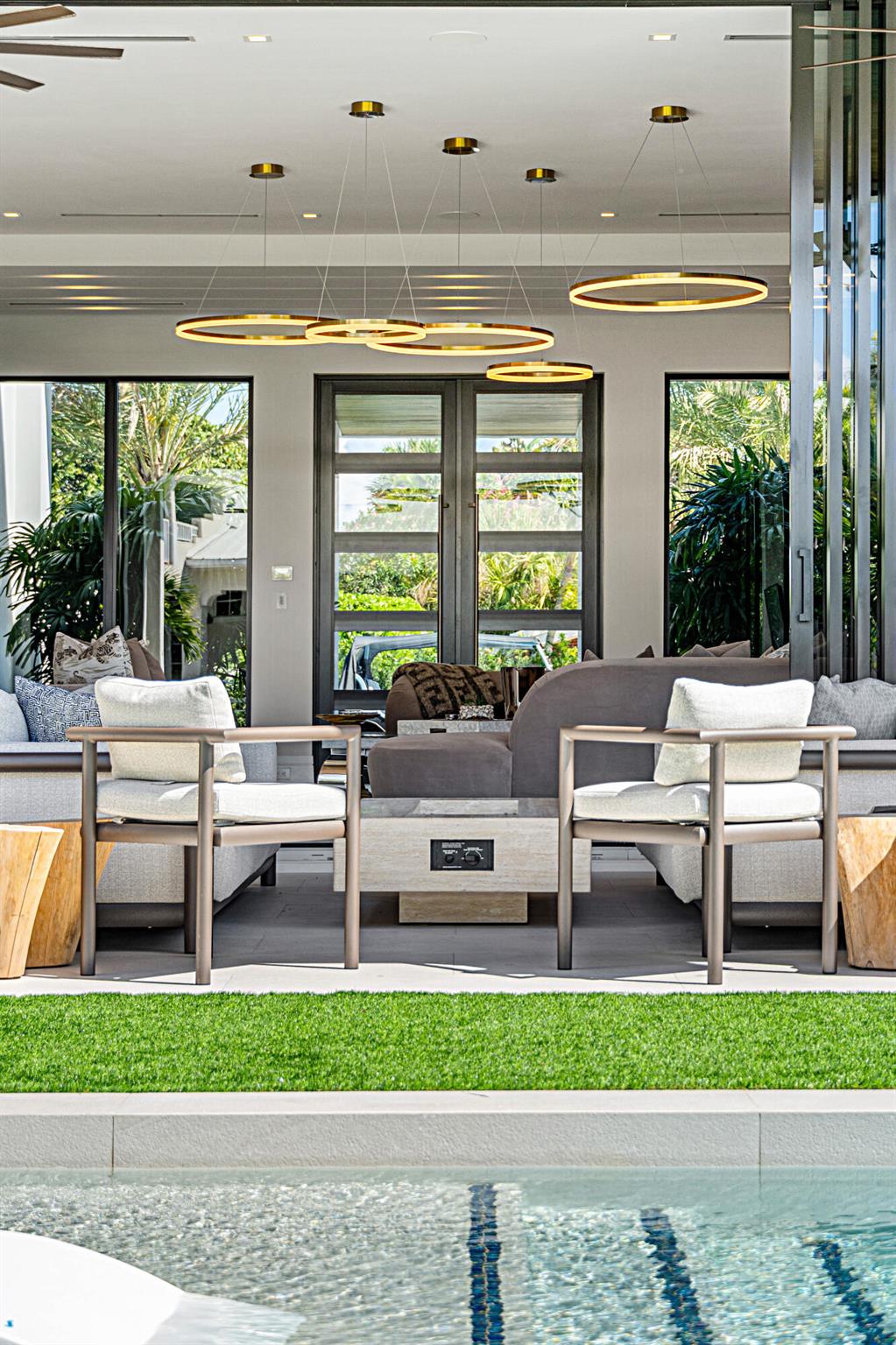 SUN AND SURF - Residential