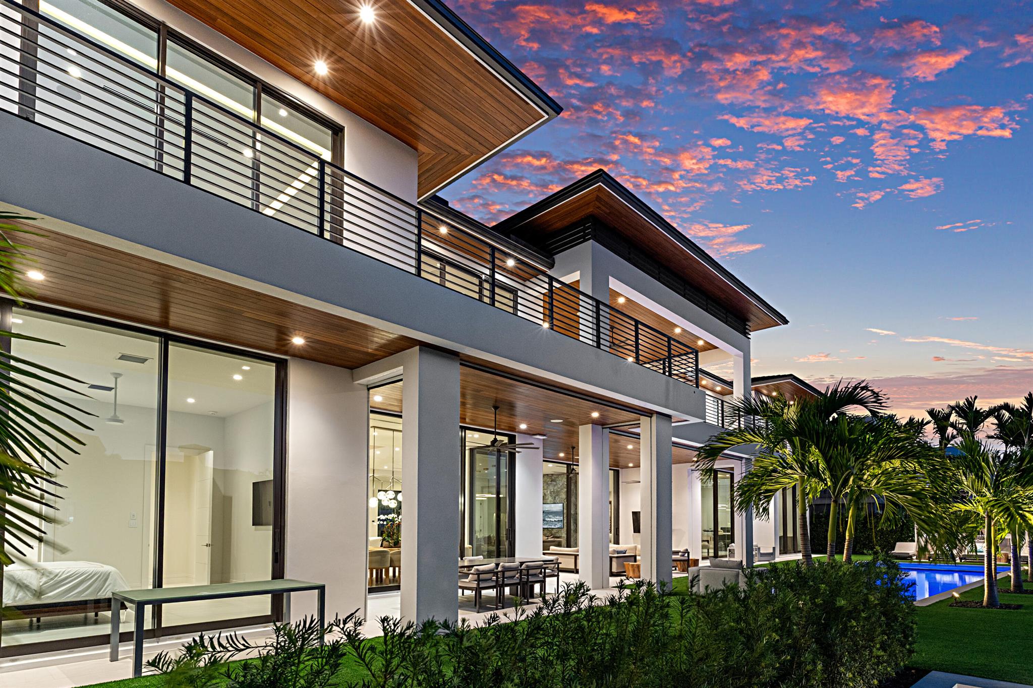 SUN AND SURF - Residential