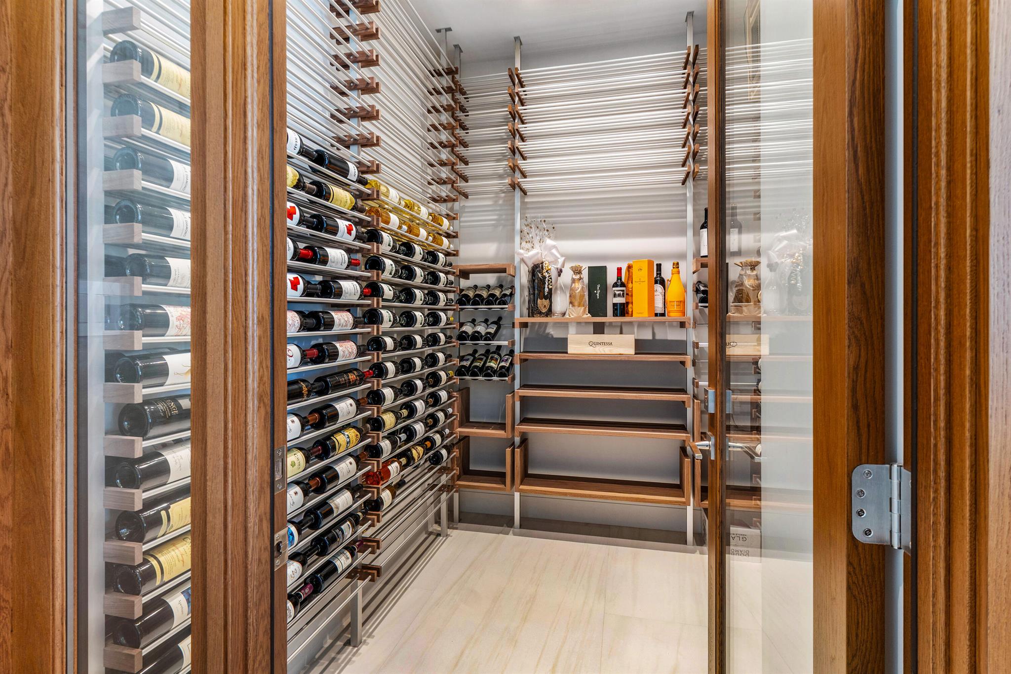 SUN AND SURF - Residential