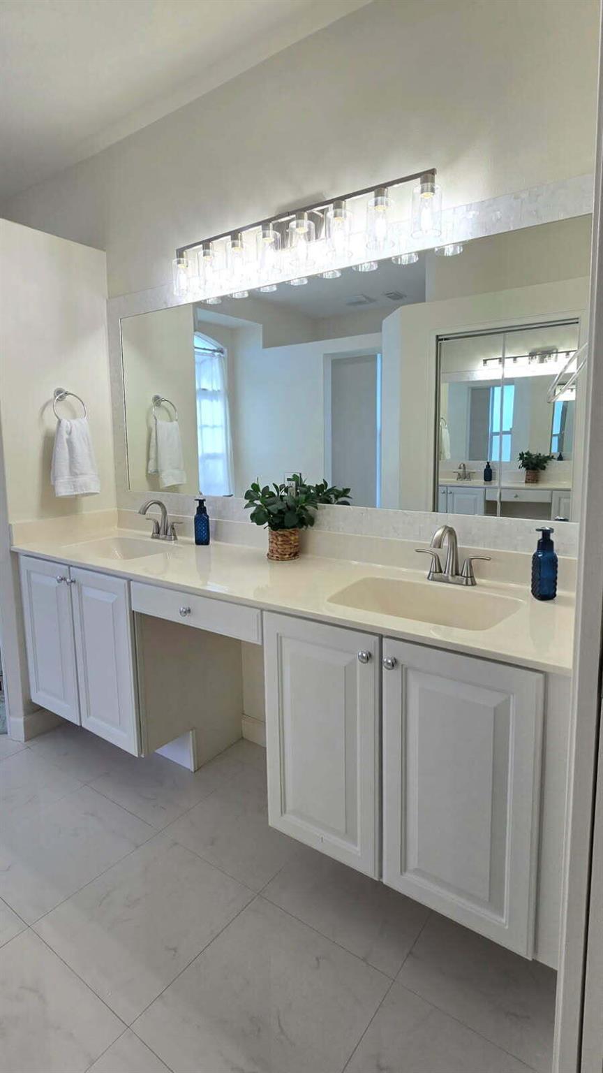 PORT ST LUCIE SECTION 9 - Residential