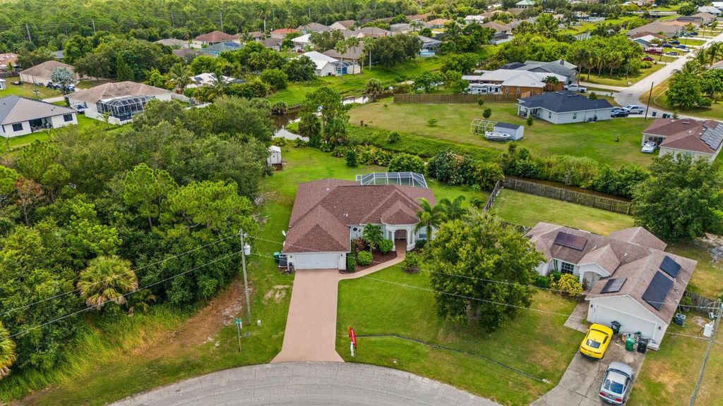 Photo of 602 SW Pueblo Terrace, Port Saint Lucie, FL 34953 (MLS # R11103830)