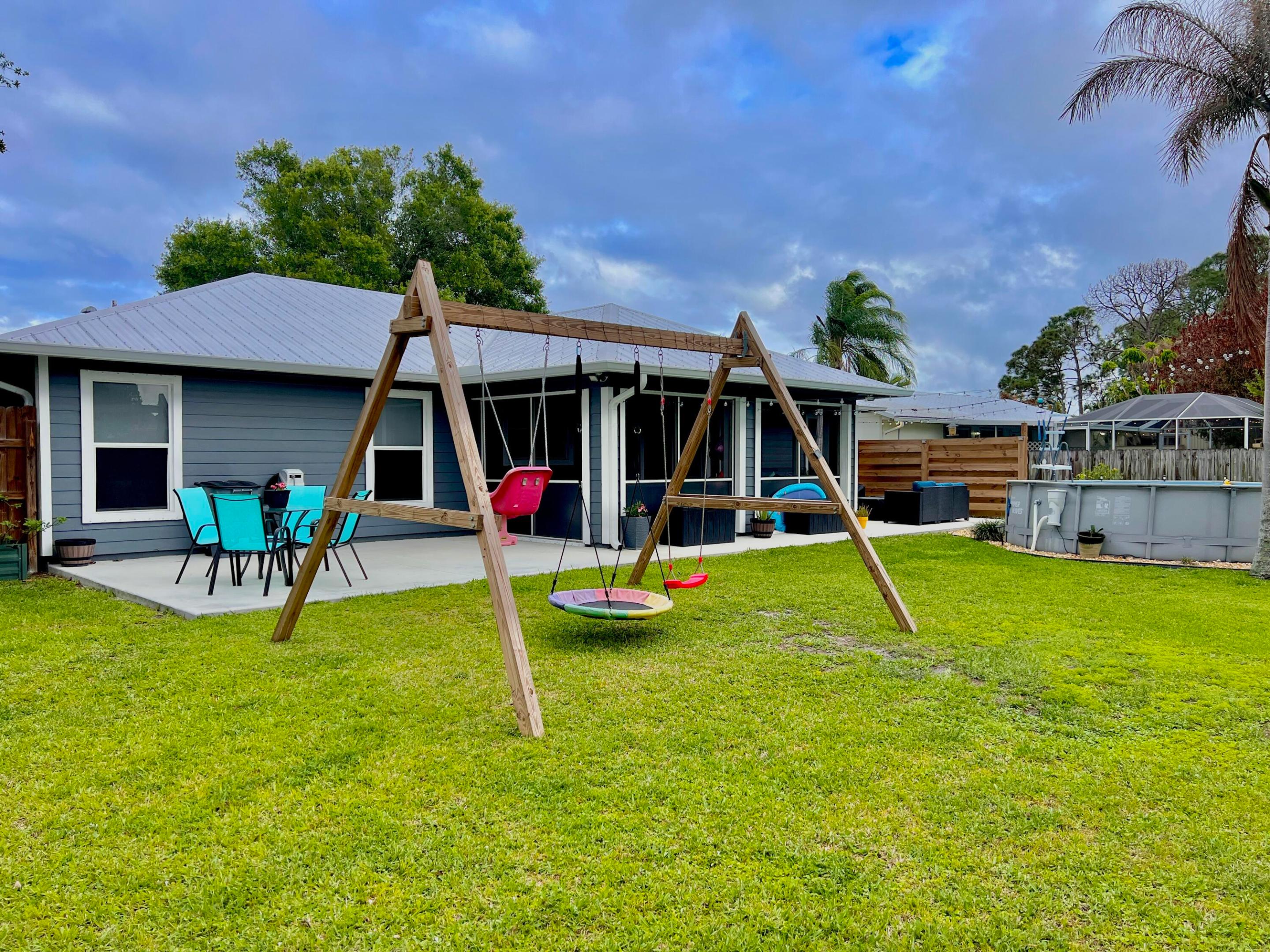 PORT ST LUCIE SECTION 4 - Residential